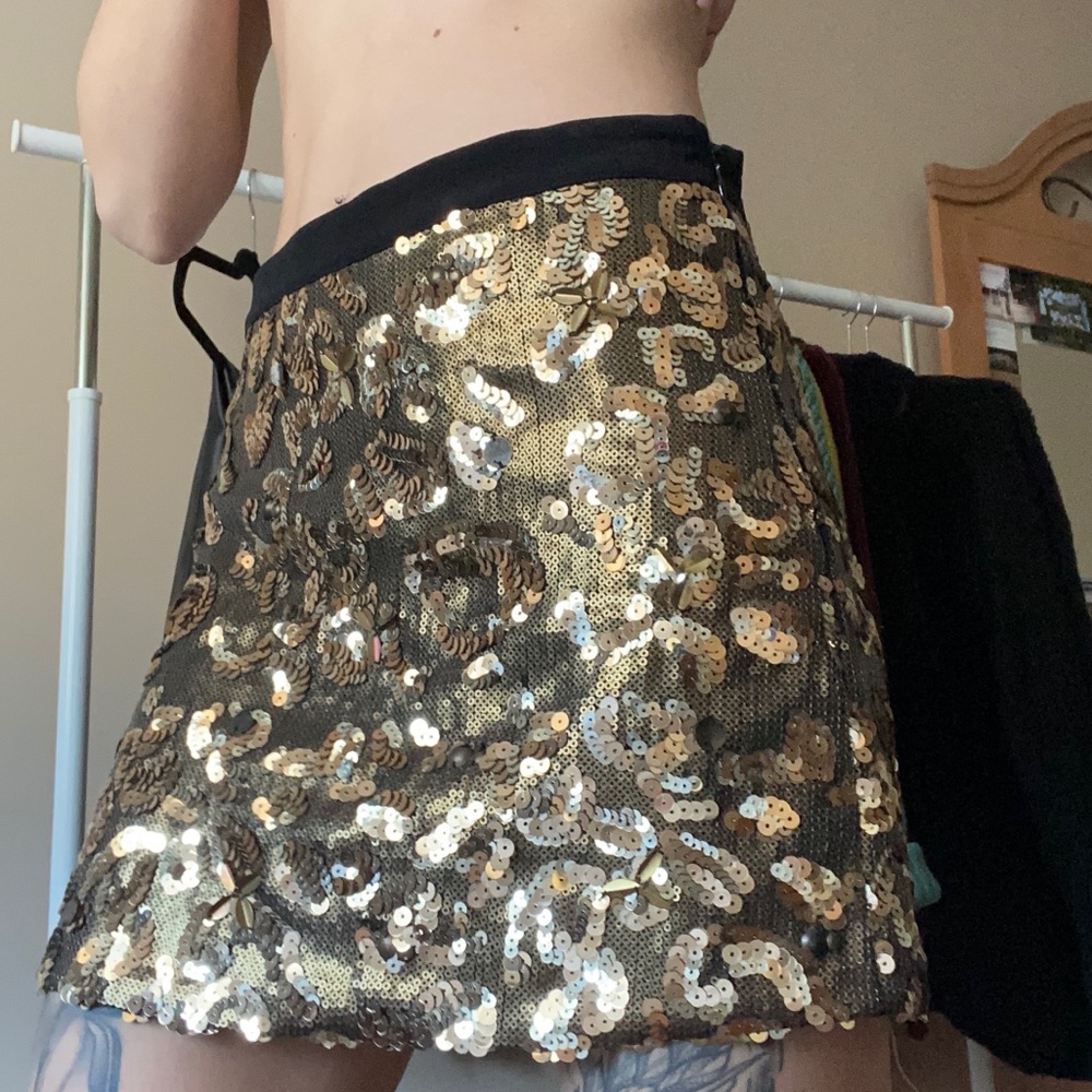 Gold Mid-Rise Skirt